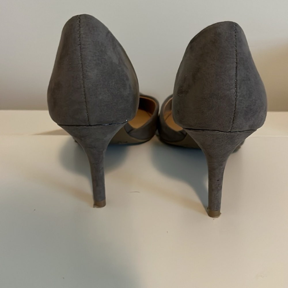 Massini Gray Pointed Toe Heels 💖 - Picture 5 of 11